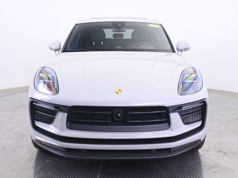 Certified 2023 Porsche Macan S AWD/4WD image 10