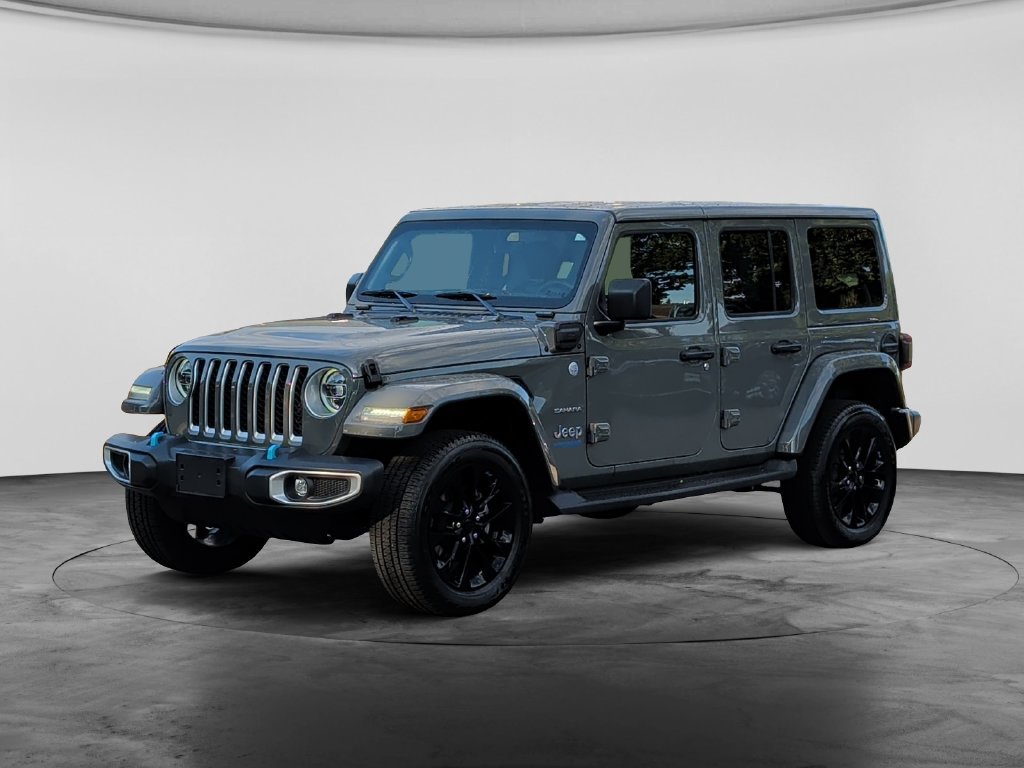 Used 2022 Jeep Wrangler Unlimited Sahara w/ Cold Weather Group AWD/4WD image 3