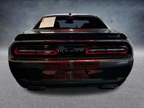 Used 2022 Dodge Challenger R/T Scat Pack RWD image 4