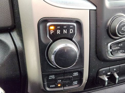 Used 2017 RAM 1500 Big Horn image 25