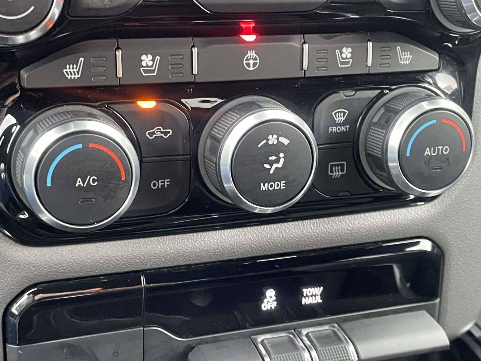 Used 2024 RAM 1500 Laramie RWD image 14