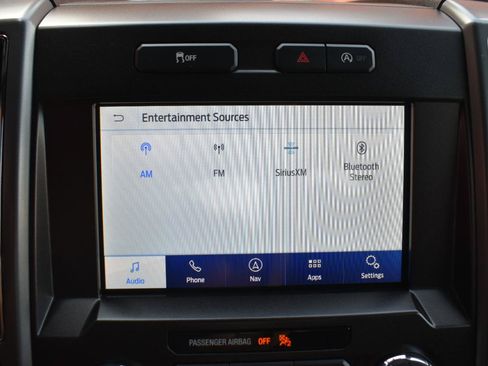 Used 2020 Ford F150 XLT w/ Equipment Group 302A Luxury AWD/4WD image 29