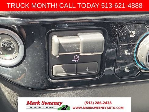 Used 2024 Chevrolet Silverado 2500 LTZ w/ LTZ Convenience Package AWD/4WD image 28