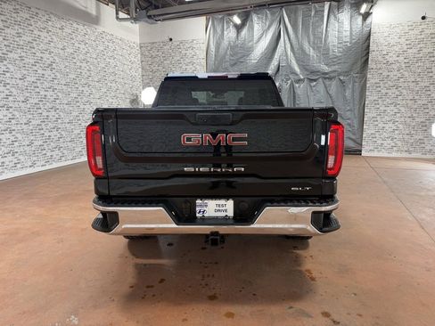 Used 2022 GMC Sierra 1500 SLT w/ SLT Convenience Package image 6