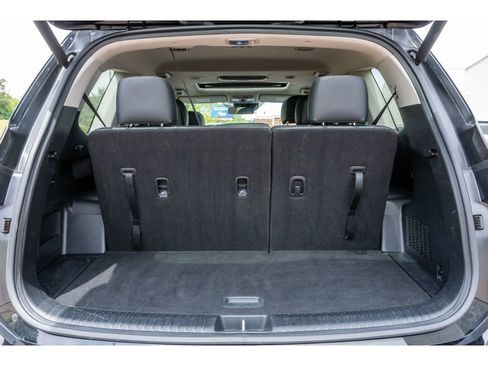 Used 2025 Kia Telluride S AWD/4WD image 17