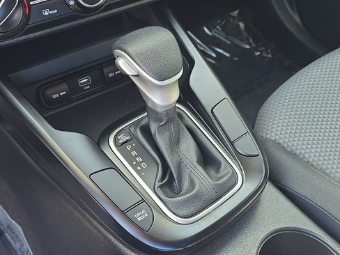Certified 2023 Kia Soul LX w/ LX Technology Package FWD image 26