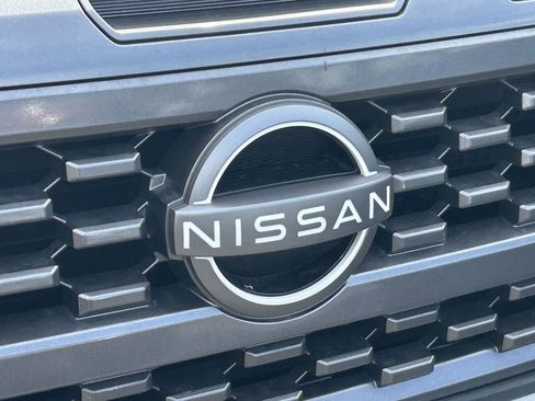 Certified 2025 Nissan Frontier SV w/ SV Convenience Package image 4