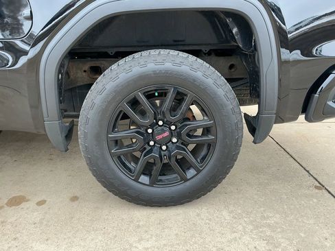 Used 2023 GMC Sierra 1500 Pro w/ Graphite Edition image 6