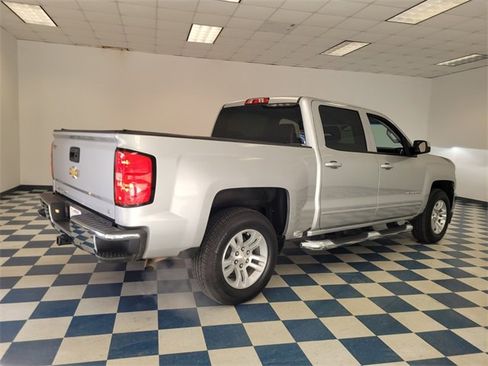 Used 2018 Chevrolet Silverado 1500 LT w/ All Star Edition image 8