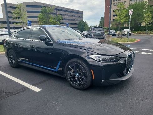 Certified 2023 BMW i4 eDrive35 w/ Premium Package RWD image 2