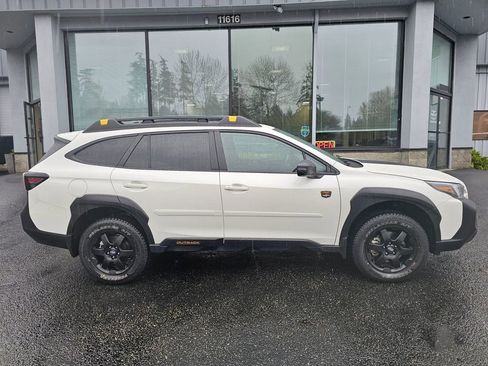 Used 2025 Subaru Outback Wilderness image 8