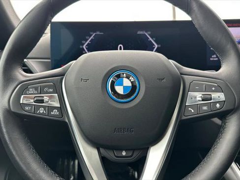 Used 2023 BMW i4 eDrive35 image 22