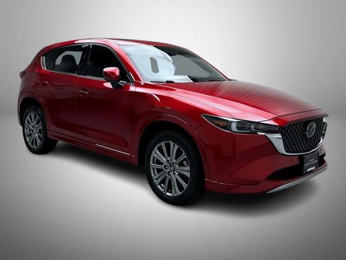 Certified 2024 MAZDA CX-5 Signature AWD/4WD image 3