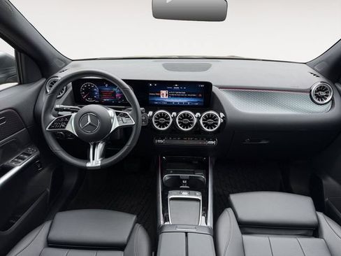 Used 2026 Mercedes-Benz GLA 250 4MATIC image 15