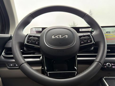 New 2026 Kia Carnival LXS image 23
