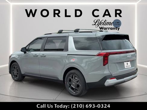 New 2026 Kia Carnival EX FWD image 4