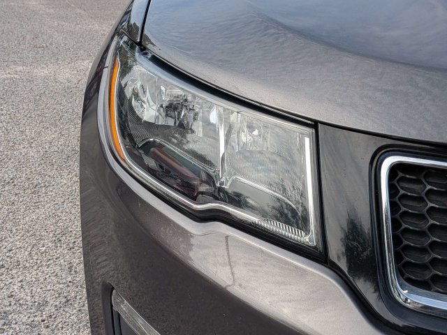 Used 2019 Jeep Compass Latitude w/ Cold Weather Group AWD/4WD image 9