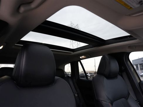 Used 2024 MAZDA CX-50 AWD 2.5 Turbo w/ Premium Pkg image 24