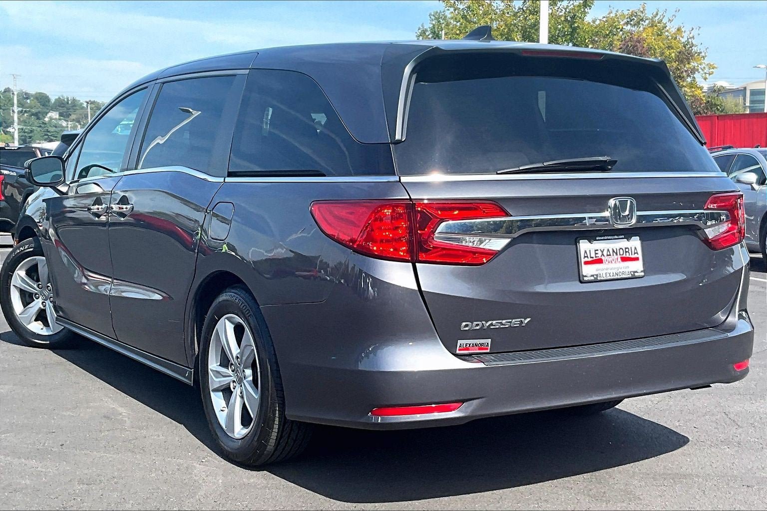 Used 2019 Honda Odyssey EX image 10