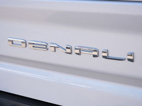 Used 2022 GMC Sierra 3500 Denali image 22