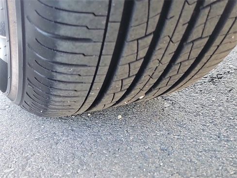 Used 2019 Toyota RAV4 LE image 32