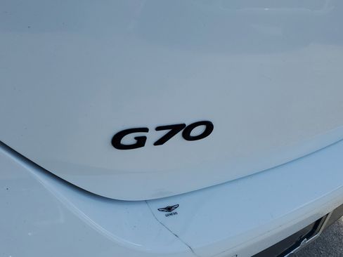 Used 2023 Genesis G70 3.3T w/ Sport Prestige Package image 10