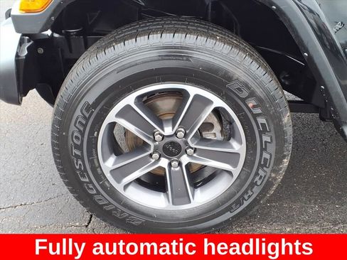 Used 2023 Jeep Wrangler Sahara w/ Cold Weather Group image 28