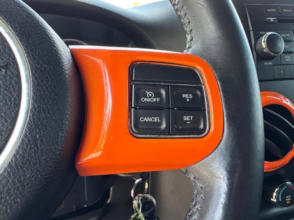Used 2016 Jeep Wrangler Unlimited Sahara w/ Connectivity Group AWD/4WD image 25