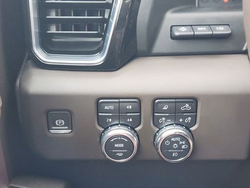 Used 2023 GMC Sierra 1500 Denali image 24