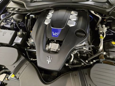 Used 2017 Maserati Quattroporte S GranLusso Q4 image 30