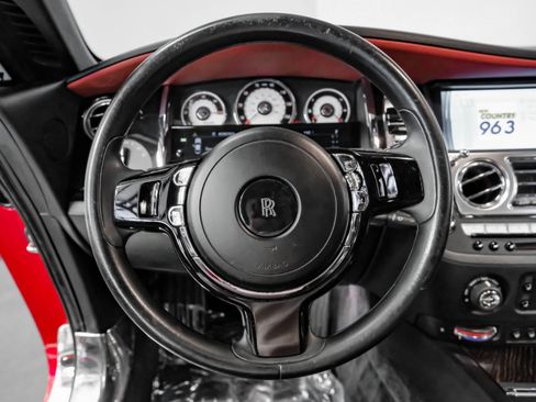 Used 2014 Rolls-Royce Wraith image 11