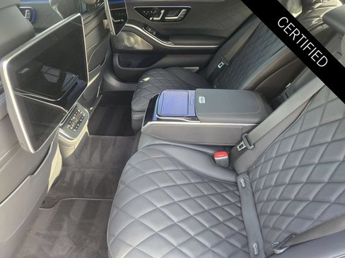Used 2023 Mercedes-Benz S 580 4MATIC Sedan image 29