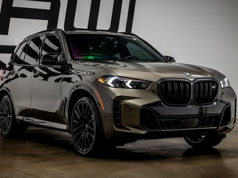 Used 2025 BMW X5 M60i AWD/4WD image 25
