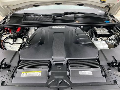 Used 2019 Audi Q7 2.0T Premium Plus AWD/4WD image 31