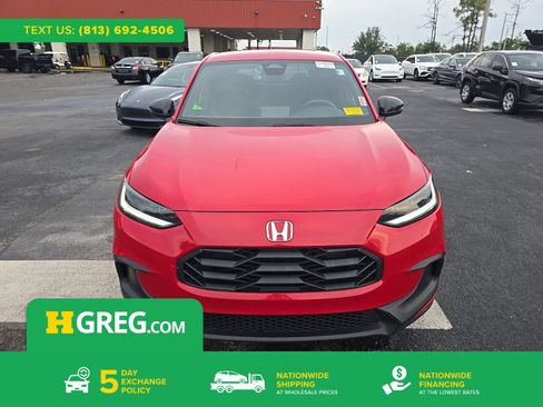 Used 2023 Honda HR-V Sport image 1
