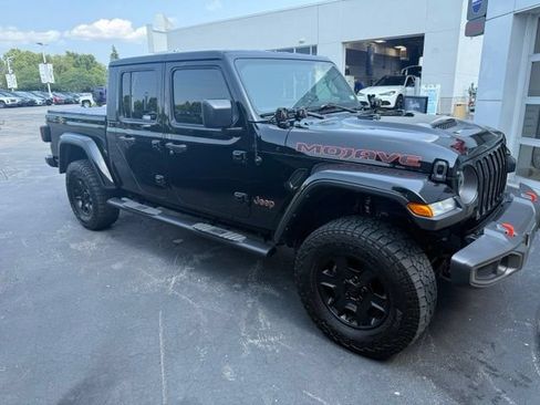Used 2023 Jeep Gladiator Mojave w/ Trailer Tow Package AWD/4WD image 1
