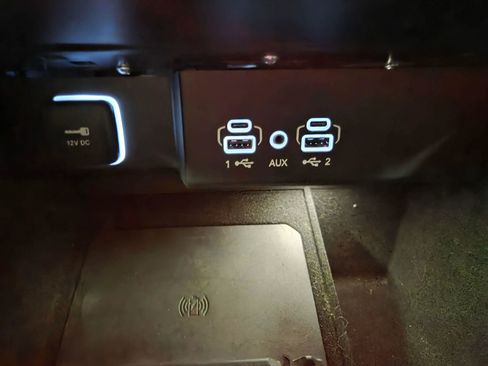 Used 2025 Jeep Wagoneer L Series II w/ 8-pass Seating Package image 26