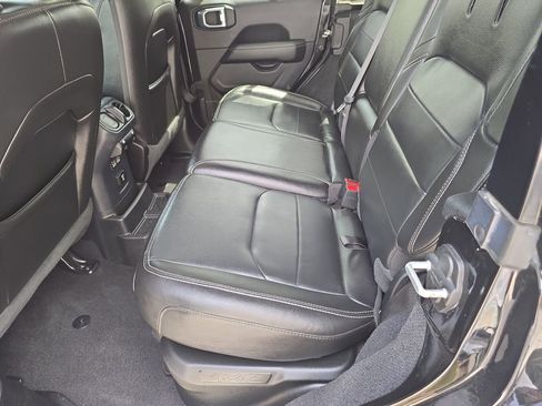 Used 2021 Jeep Wrangler Unlimited Sahara w/ Cold Weather Group image 14