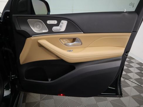 Used 2024 Mercedes-Benz GLE 450 4MATIC image 26