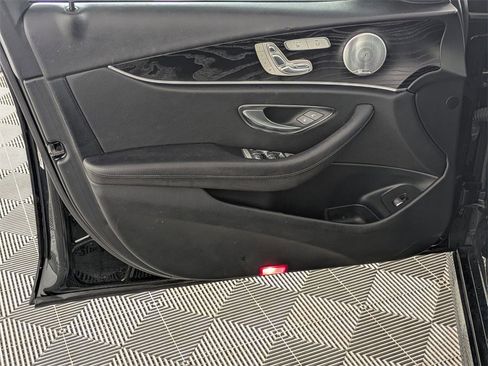 Used 2018 Mercedes-Benz E 300 image 13