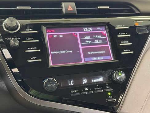 Used 2019 Toyota Camry SE w/ Convenience Package FWD image 43