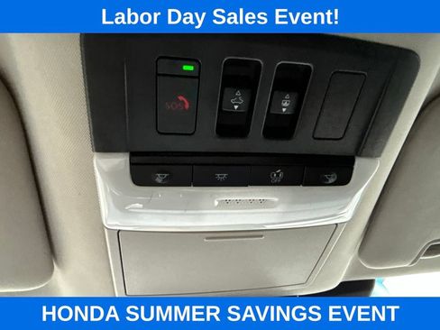 Used 2025 Nissan Pathfinder Platinum w/ Cargo Package FWD image 31