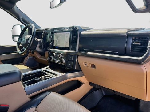 Certified 2023 Ford F250 Lariat w/ Lariat Ultimate Package AWD/4WD image 34