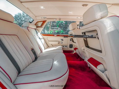 Used 1993 Rolls-Royce Silver Spur II image 30