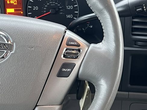 Used 2019 Nissan NV 3500 SL image 21