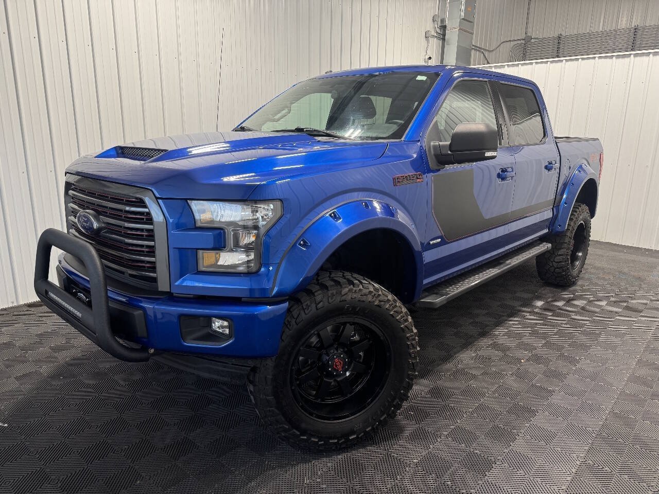 Used 2017 Ford F150 XLT w/ Equipment Group 302A Luxury AWD/4WD image 40