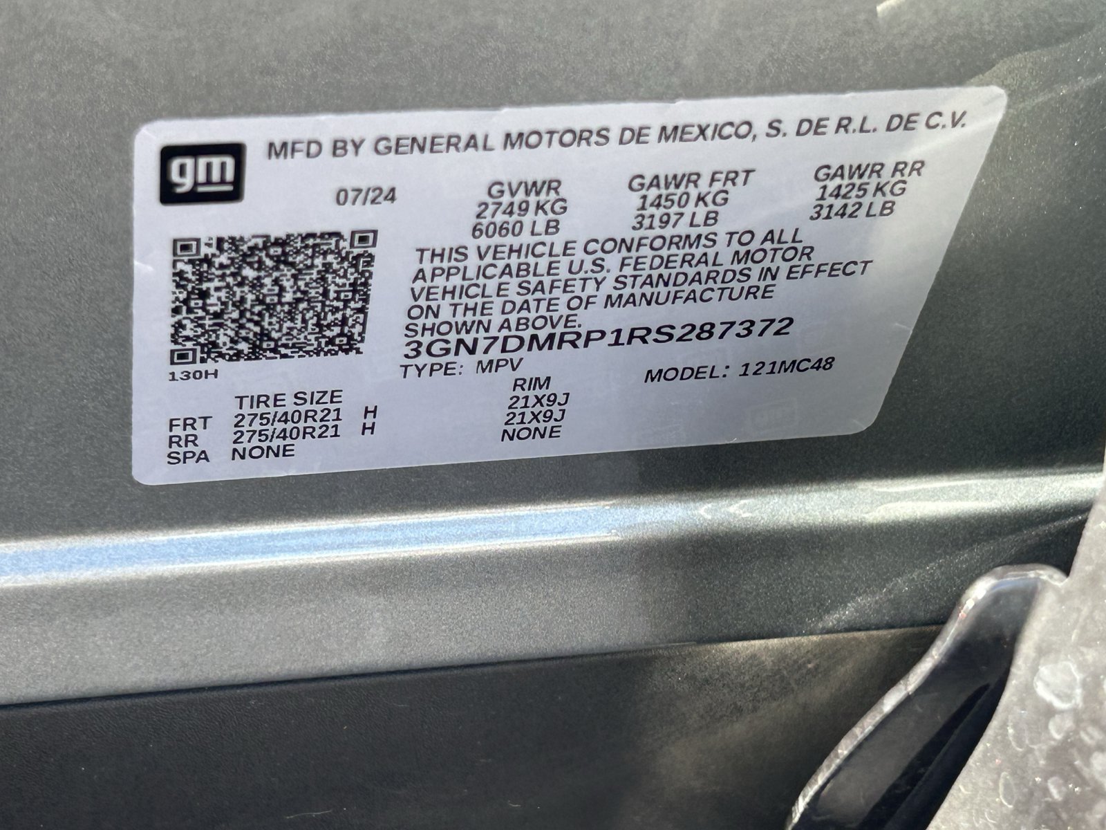 Certified 2024 Chevrolet Equinox EV LT FWD image 21