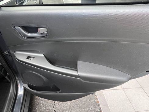 Used 2019 Hyundai Kona SEL w/ SEL Tech Package 02 image 29