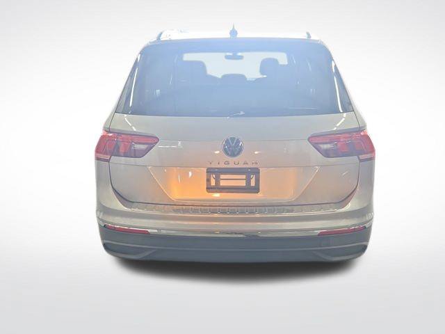 Used 2023 Volkswagen Tiguan S FWD image 9