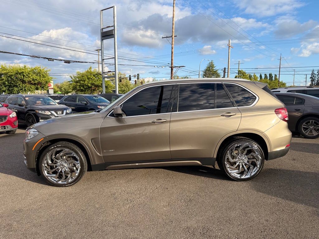 Used 2017 BMW X5 xDrive35i w/ Premium Package AWD/4WD image 5